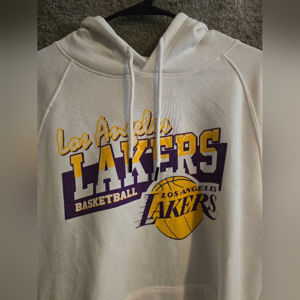 NBA Los Angeles Lakers Basketball Hoodie Size LARGE